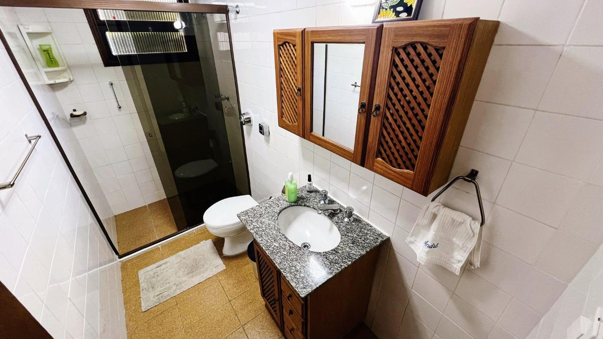 Na Regiao De Apartment *