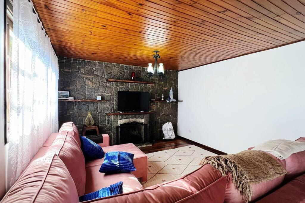 Na Regiao De Apartment *
