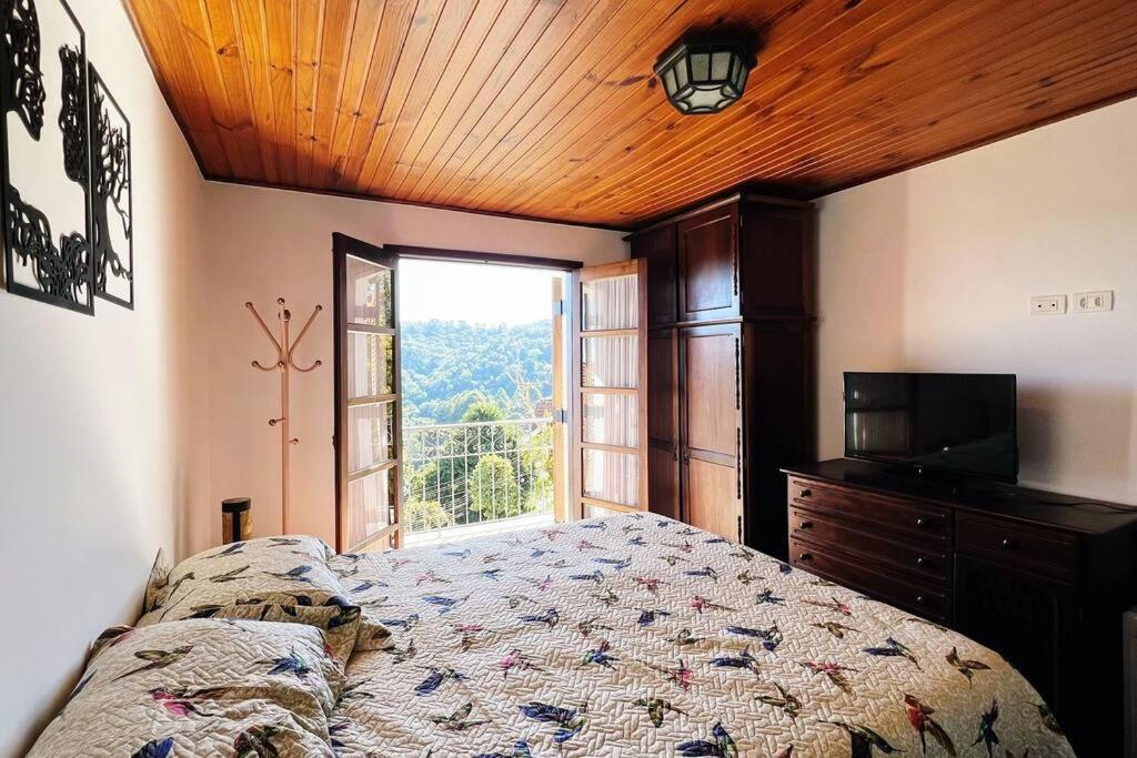 Na Regiao De Apartment *